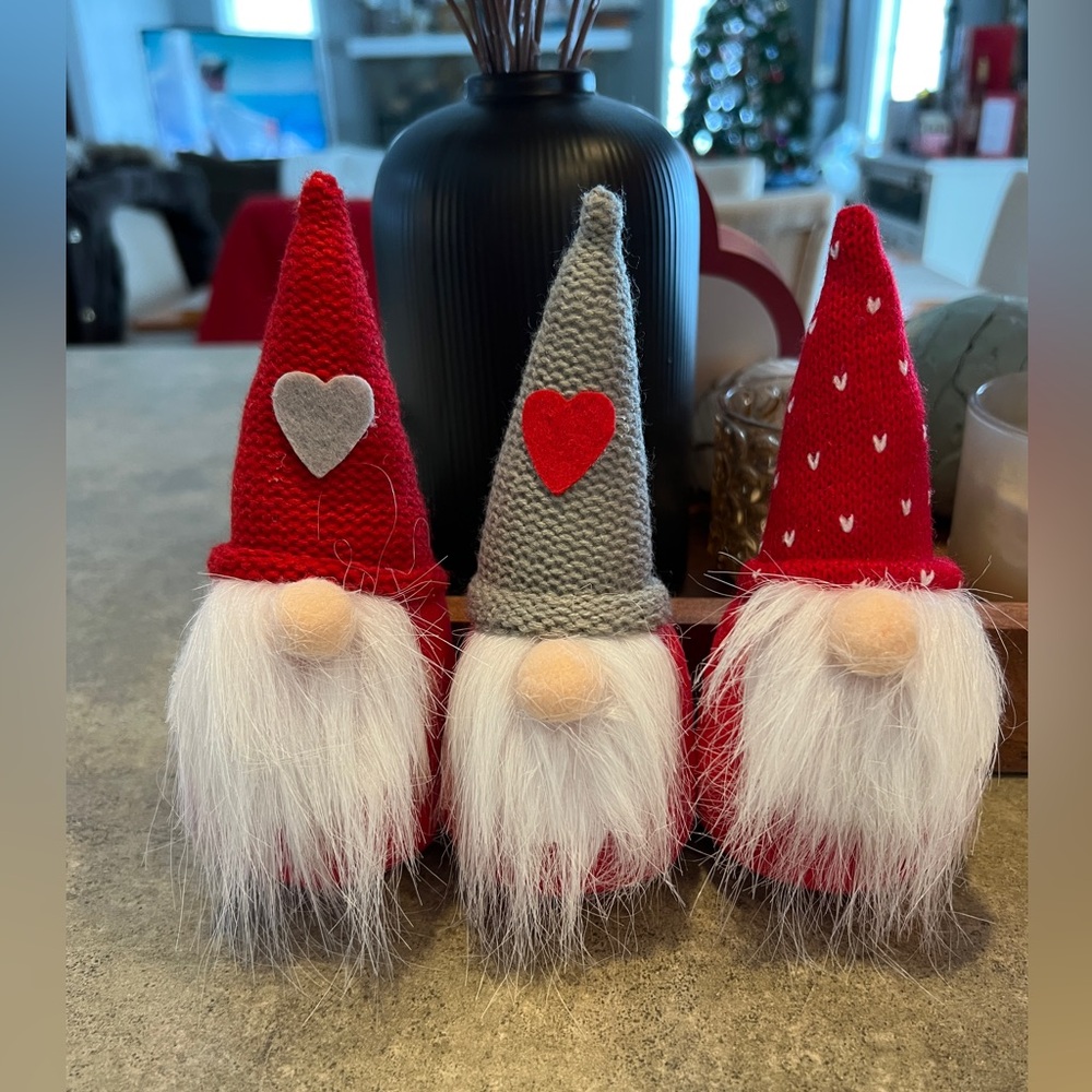 Gnomes set of 4